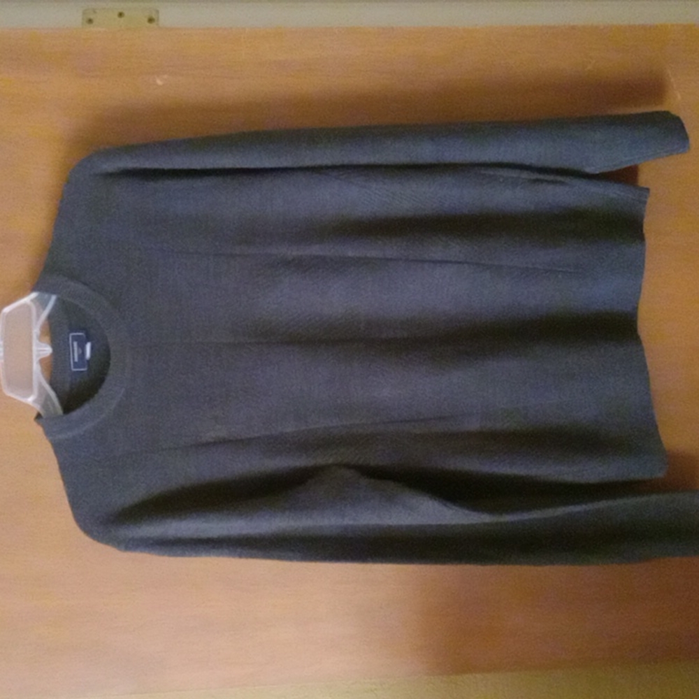 Dockers charcoal gray sweater
